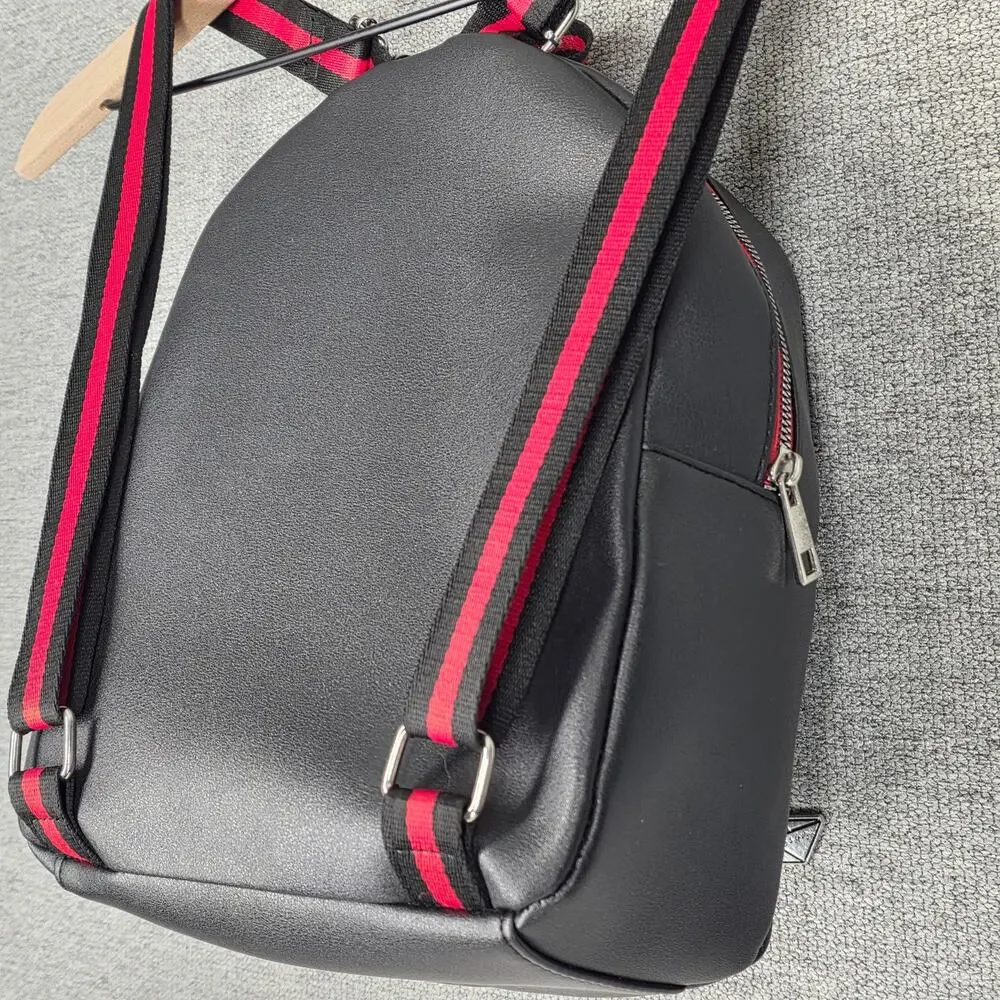 IT CHAPTER TWO PENNYWISE BACKPACK – “TIME TO FLOAT” – BLACK/RED – HOT TOPIC